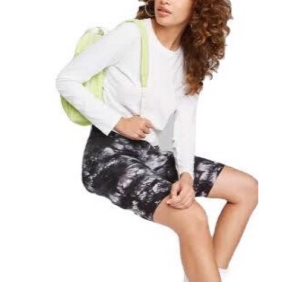 Wild Fable Classic Long Sleeve White Tee Small - Picture 1 of 15